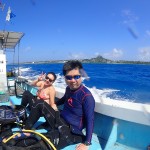 予報よりも良い海況で無事伊江島へ！　　ダイブナッツブログ